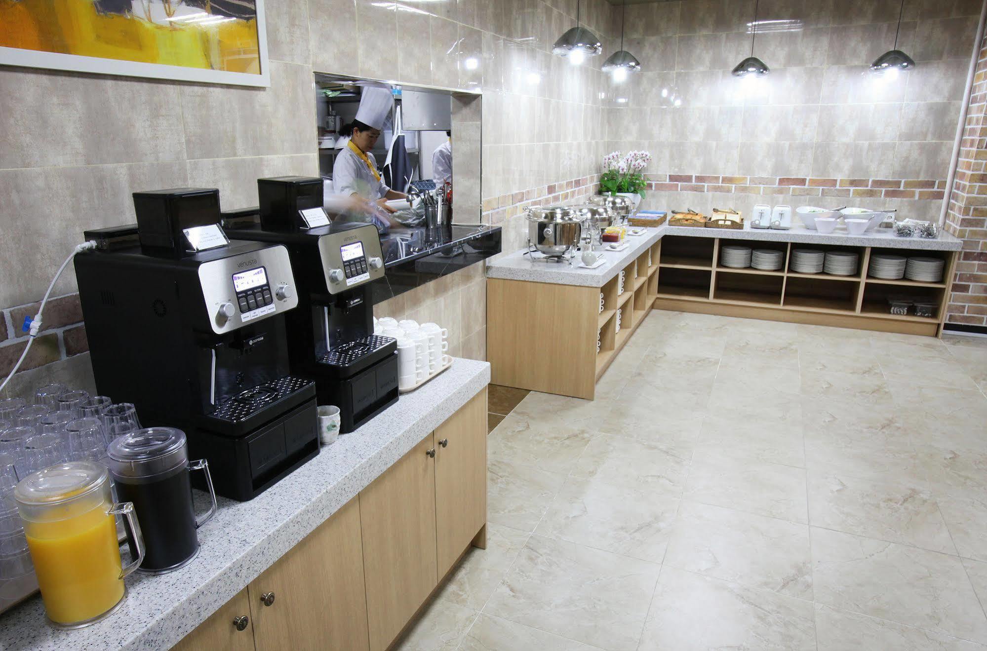 Coop City Hotel Oryu Station Szöul Kültér fotó