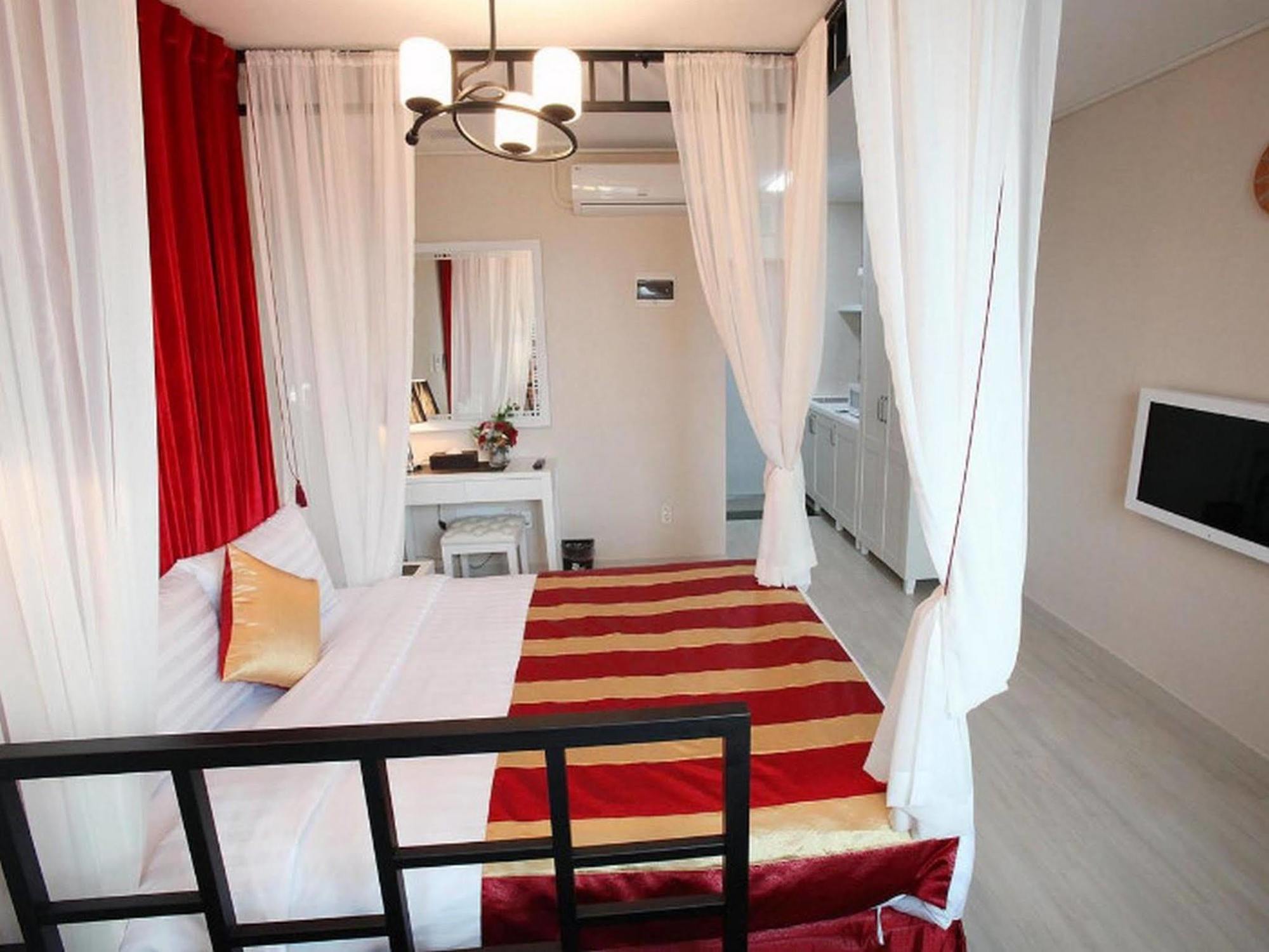 Coop City Hotel Oryu Station Szöul Kültér fotó